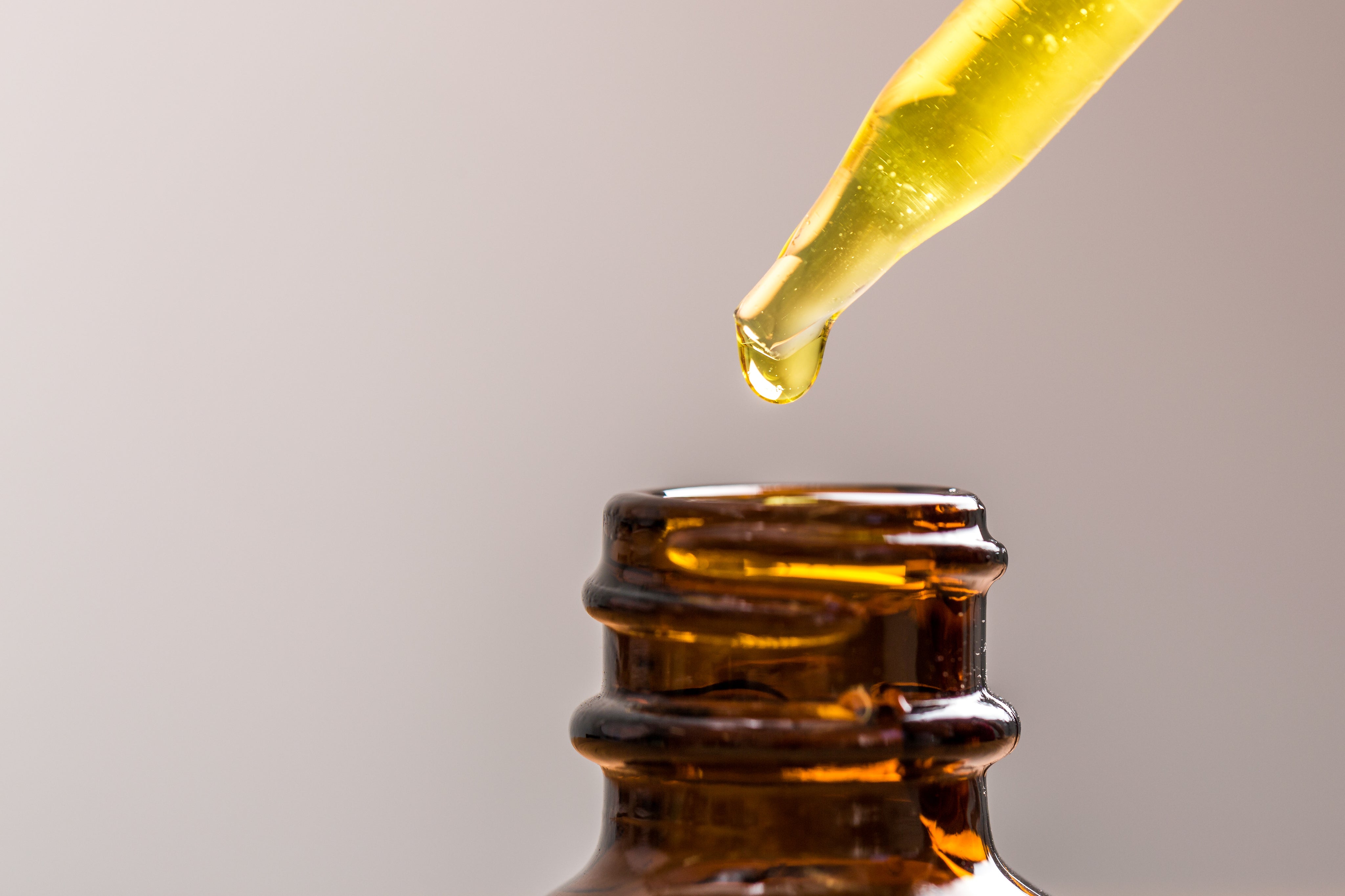 Propolis Nedir ve Neden Önemlidir?